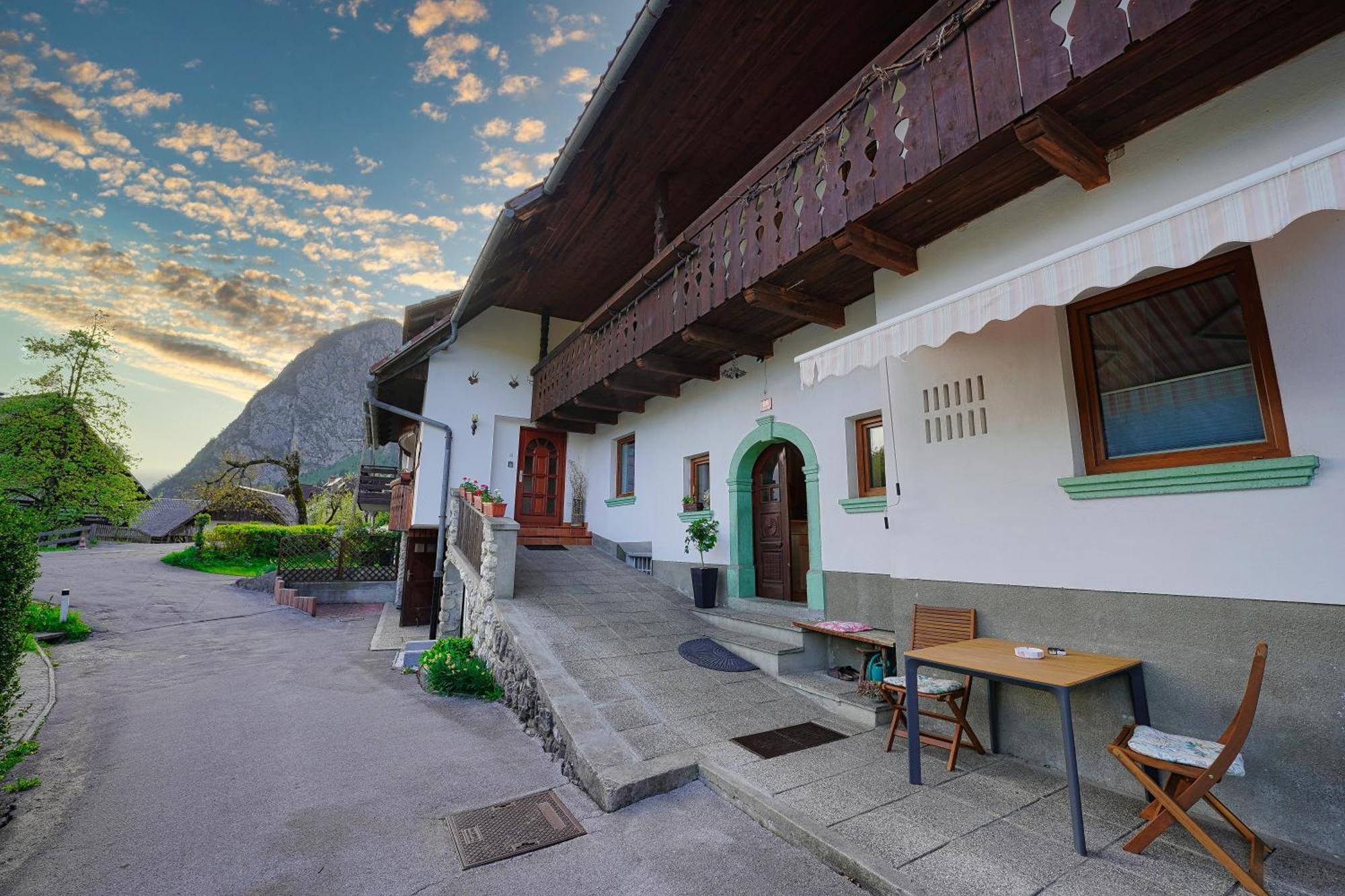 Apartments Pr' Pavleto Bohinj Bagian luar foto